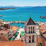 Alicia With Private Pool Apartment Vodice