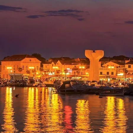 Alicia With Private Pool Appartamento *