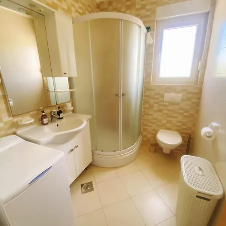 Alicia With Private Pool Appartamento *