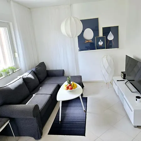 Alicia With Private Pool Vodice