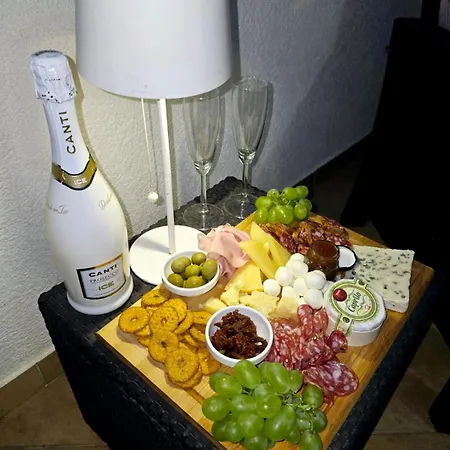 Alicia With Private Pool Appartamento Vodice