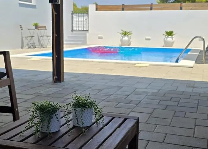 Alicia With Private Pool *