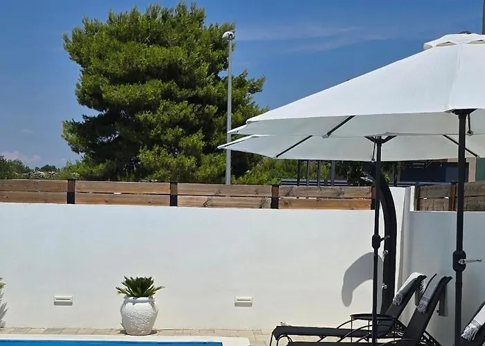 Appartement Alicia With Private Pool Vodice